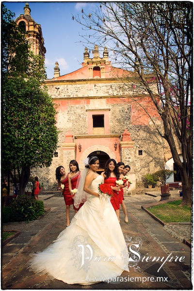 Diana & Alex en Parroquia de San Jacinto, CDMX | Fotografía y video para  bodas en México | Para Siempre
